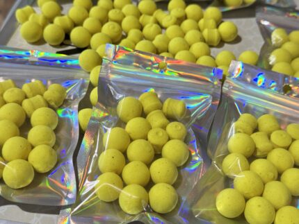 ПОП АПИ 15 мм Дінаміт Бейтс (Dynamite Baits)  АНАНАС БАНАН 11 штук + 5 ДАМБЕЛСИтого 16 ПОП АП
