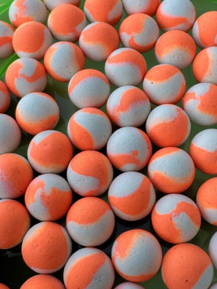 Поп - Апи CARPBALLS (Англия) 
Чорний Хлебушек 10 мм (20шт) в баночке